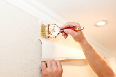 Pose de papier peint à Joux — revêtements muraux et toiles de verre
